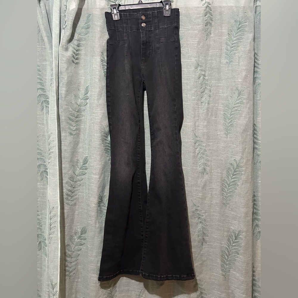 We The Free Black Flare Jeans sz:24x33